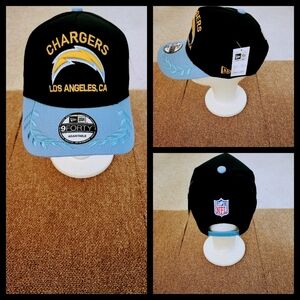 LOS ANGELES CHARGERS NFL FOOTBALL SNAPBACK HAT.